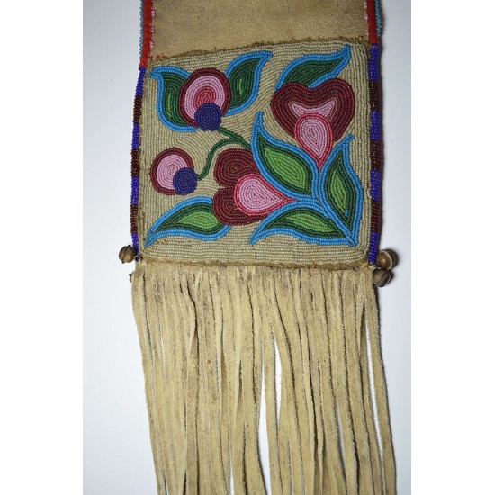 Native American Ojibwe beaded Pipe bag